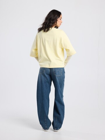 T-shirt America Today en jaune