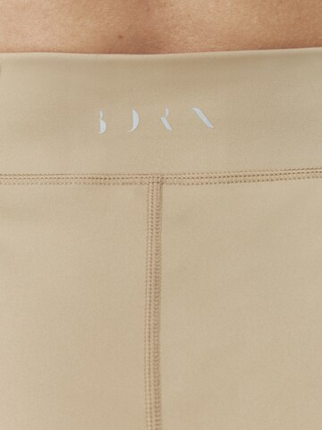 évasé Pantalon de sport ' Audrey ' Born Living Yoga en beige