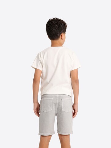 Solang Regular Shorts in Grau