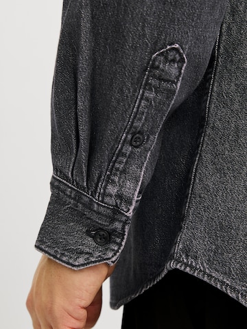 Fit confort Chemise 'JJICREEK' JACK & JONES en noir