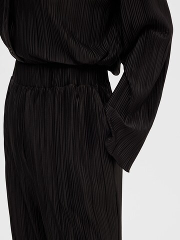 SELECTED FEMME Szeroka nogawka Spodnie 'ELLIE' w kolorze czarny