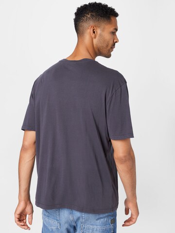 SikSilk T-Shirt in Grau