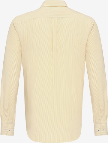 DENIM CULTURE - Ajuste regular Camisa 'DEXTER' en amarillo