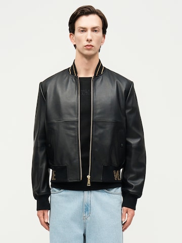 Versace Jeans Couture Prehodna jakna | črna barva: sprednja stran