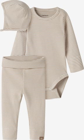NAME IT Setti 'NBNBERRO R LS BODY SET WITH HAT' värissä valkoinen: etupuoli