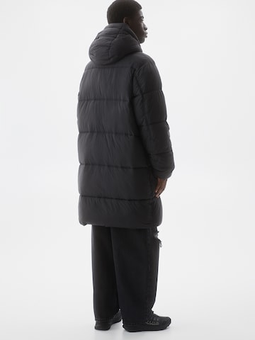 Pull&Bear Winter coat in Black