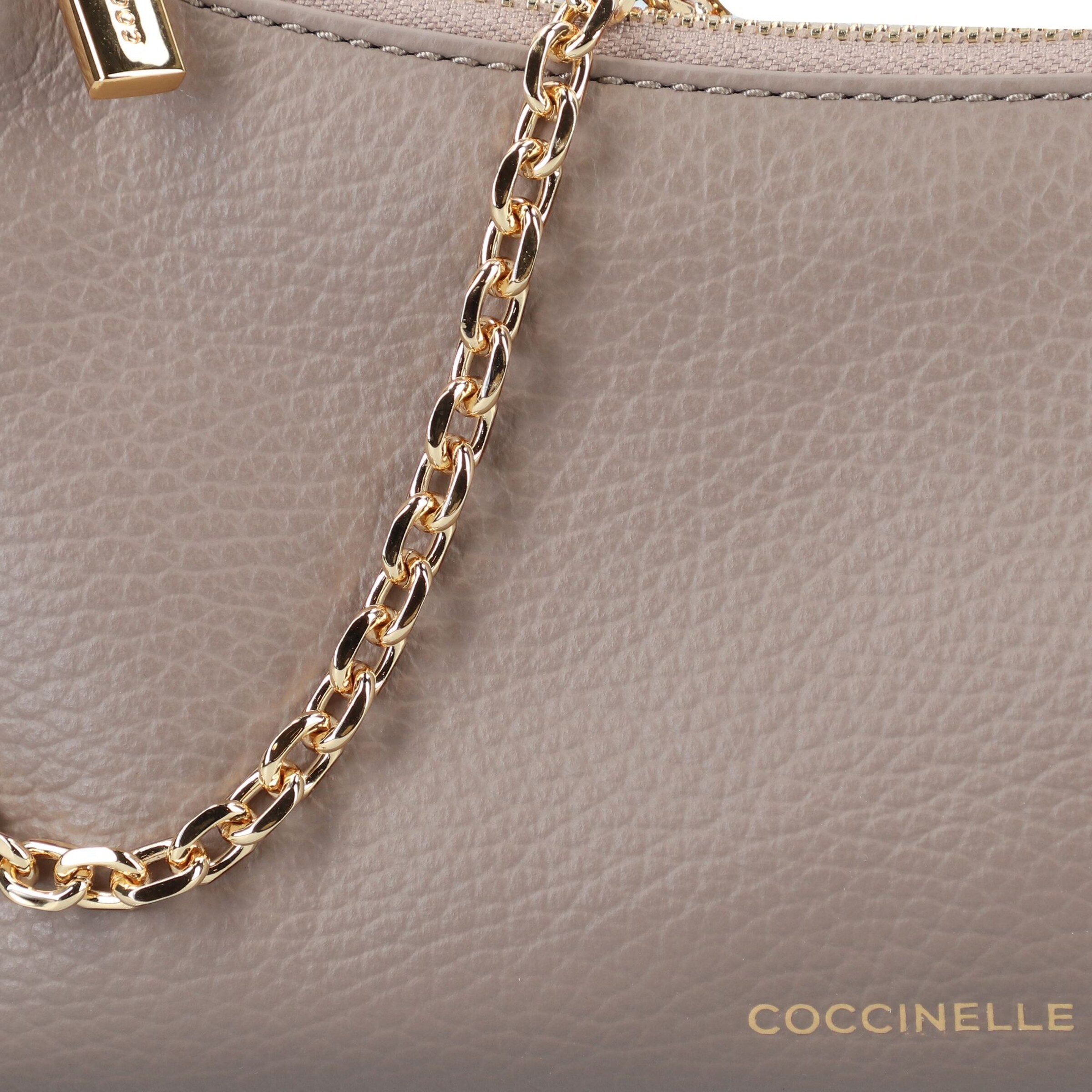 Coccinelle Válltáska 'AURA' - szürke