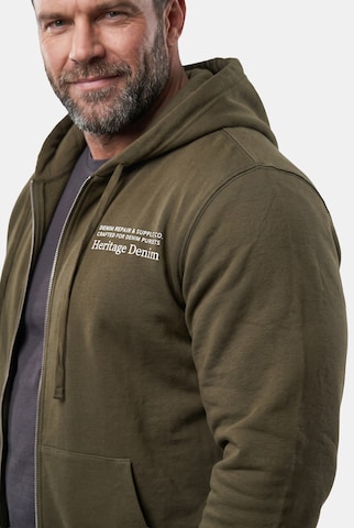 Men Plus Sweatshirt in Grün