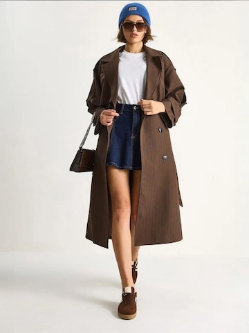 Bianco Lucci Tussenmantel in Bruin