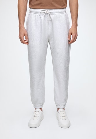 Tapered Pantaloni de la Abercrombie & Fitch pe gri: față