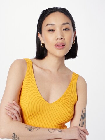 Tops en tricot 'CERYS' NÜMPH en jaune