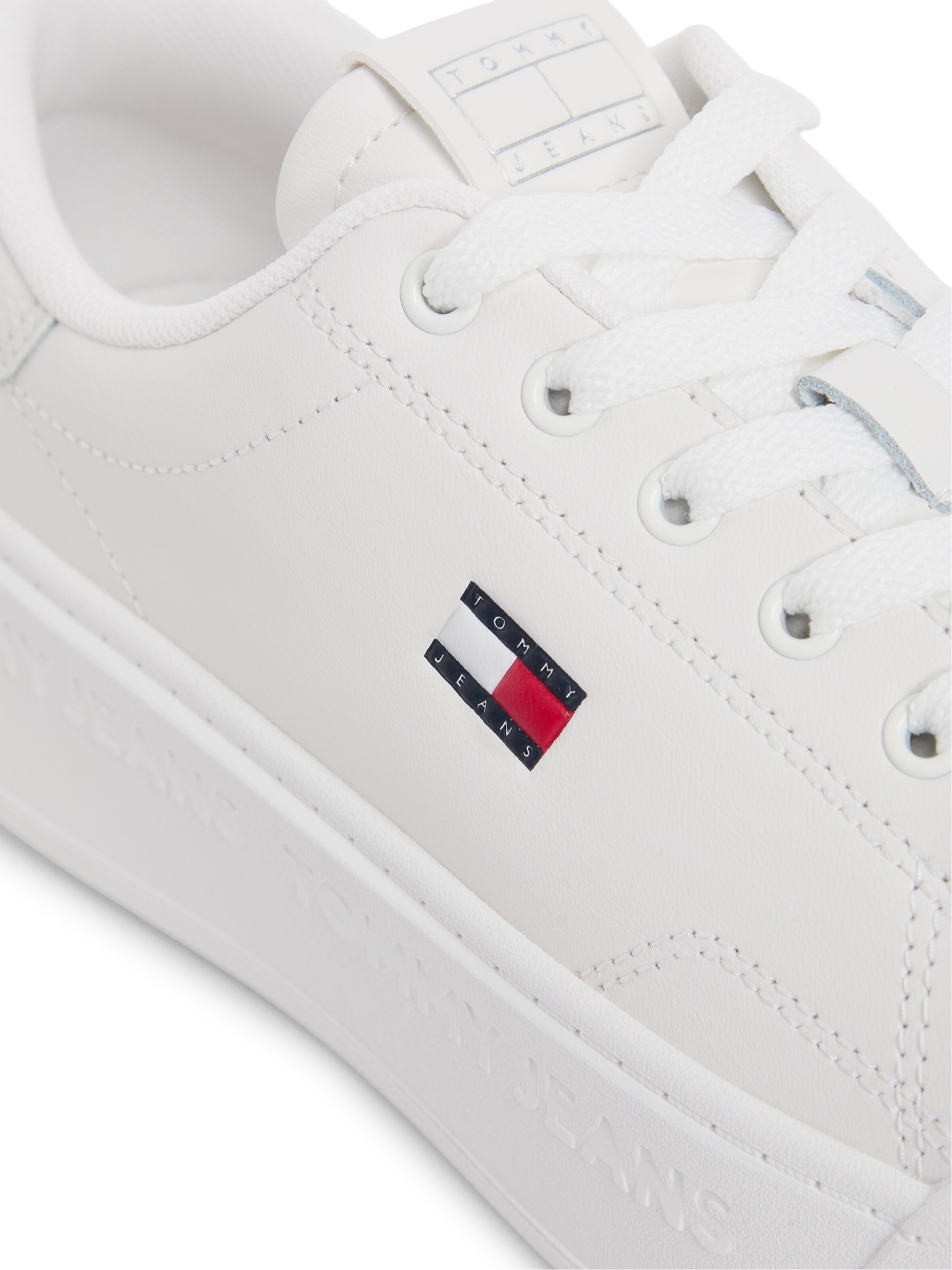 Tommy Jeans Sneakers in White