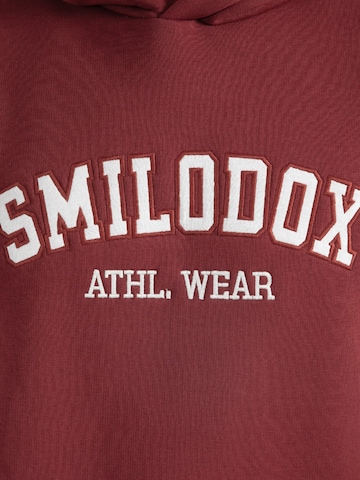 Smilodox Sweatshirt ' Kayson ' in Red