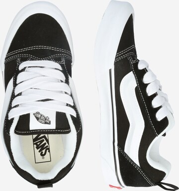 Sneaker 'Knu Skool' di VANS in nero