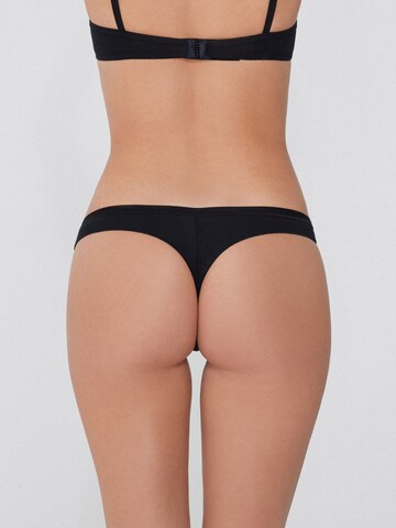 Tezenis String in Schwarz