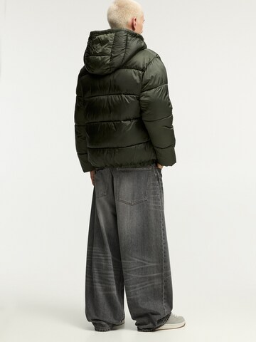 Veste d’hiver Pull&Bear en vert