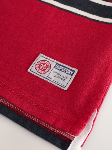 Superdry T-shirt i röd