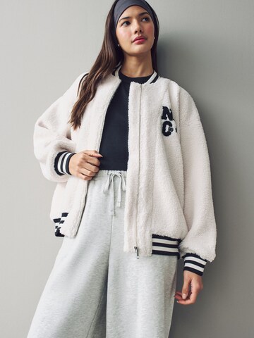 Next Overgangsjakke i beige