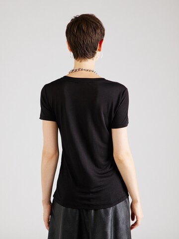 BRUUNS BAZAAR T-shirt i svart