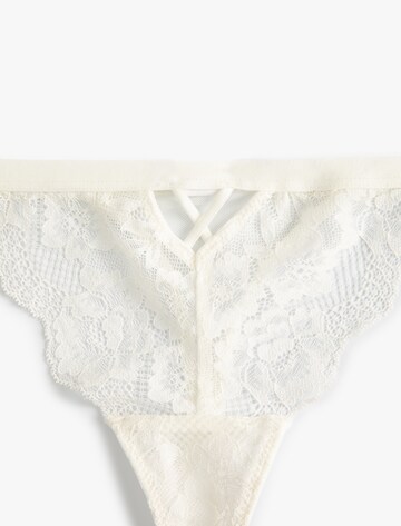 Koton String in Wit