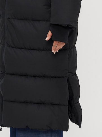 Vero Moda Petite Зимно яке 'VMELANOR LAURIE' в черно