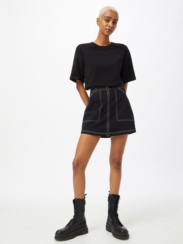 Maglietta di UNITED COLORS OF BENETTON in nero