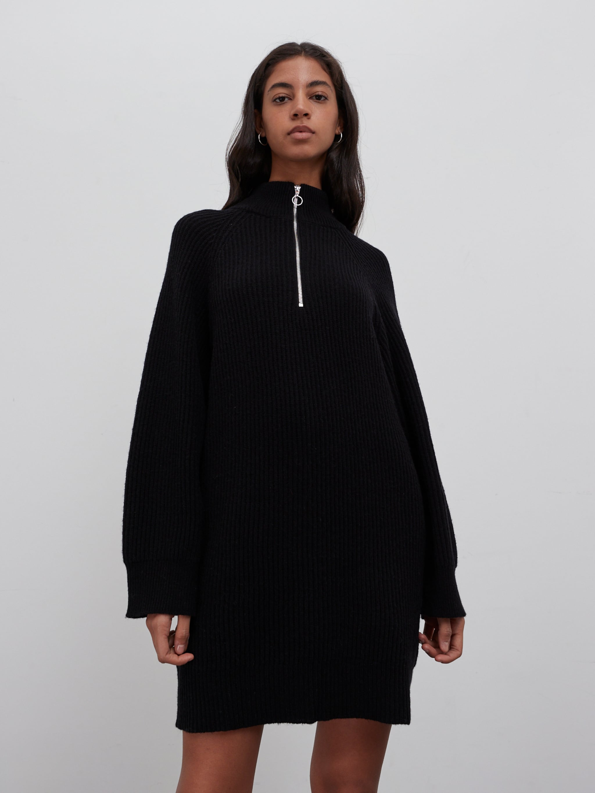 EDITED Producten Jurk 'Marwa' Zwart