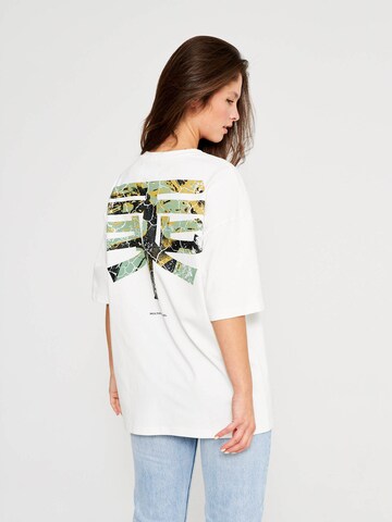 Multiply Apparel Shirt 'Car' in White