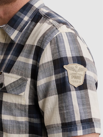 Coupe regular Chemise 'Shirt with check pattern and chest pockets' PME Legend en bleu