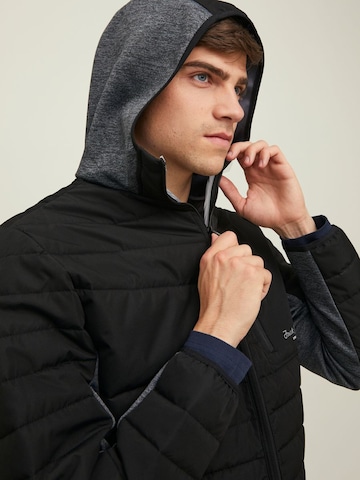 JACK & JONES - Chaqueta de entretiempo 'Berg' en negro