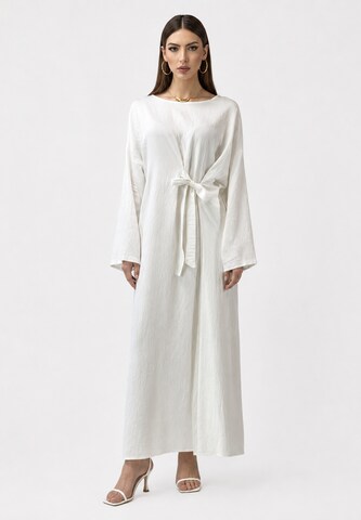 Robe Elara en blanc : devant