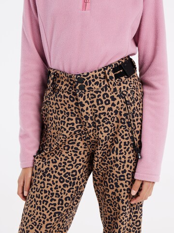 PROTEST Slimfit Sporthose 'PRTCLASSY 23 JR' in Braun