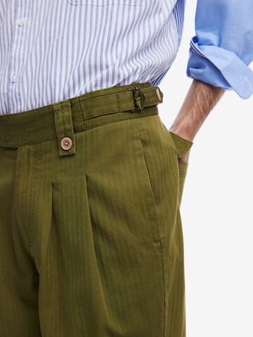 Desigual Tapered Cargohose in Grün