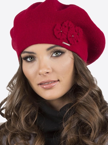 Vivisence Beanie in Red