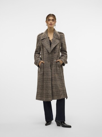 VERO MODA Tussenmantel 'MARTA ' in Grijs