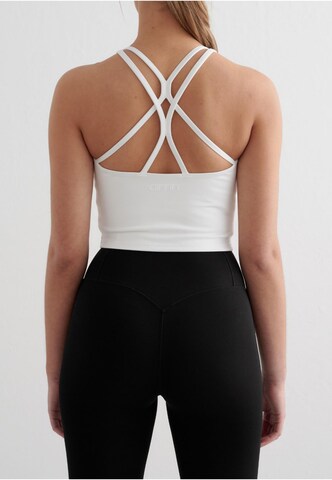 Top sportivo di Aim'n in bianco