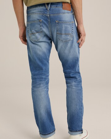 WE Fashion Regular Jeans in Blau