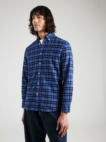 TOMMY HILFIGER Regular Fit Hemd in Blau: Vorderseite