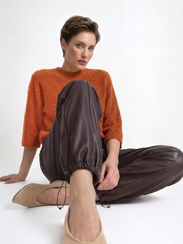 Rich & Royal Pullover in Orange