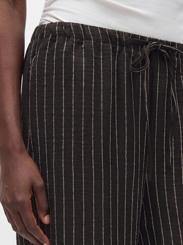 JDY Wide leg Broek 'JDYPOWER' in Bruin