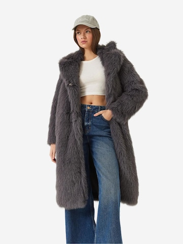 Manteau d’hiver Bianco Lucci en gris : devant