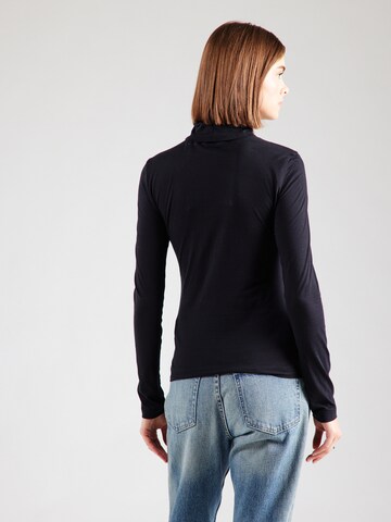 Tricou de la GANT pe negru