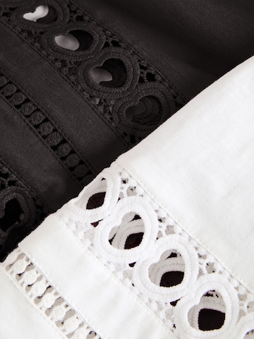 love & roses Blouse in Zwart