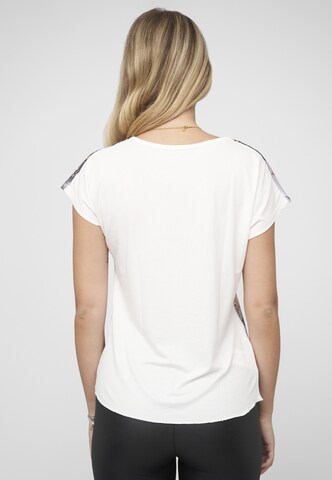 Maglietta di Cloud5ive in bianco