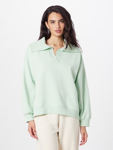 Oasis Sweatshirt in Green: front