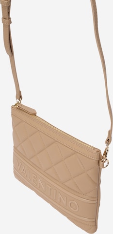 VALENTINO Schoudertas 'Ada' in Beige: voorkant