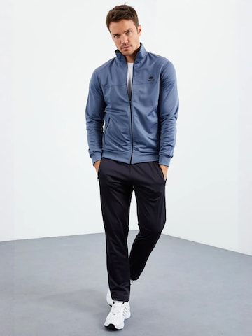 Tommy Life Sportpak in Blauw: voorkant