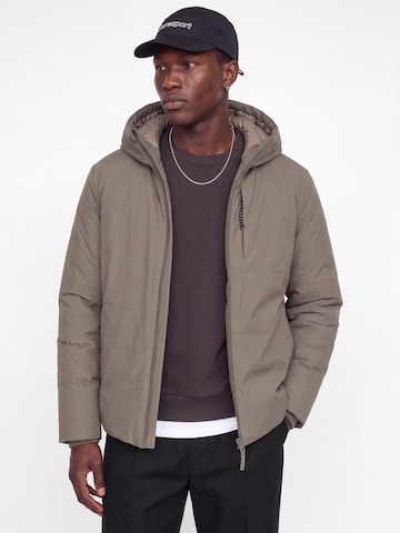 JACK & JONES - Chaqueta de entretiempo en marrón: frente