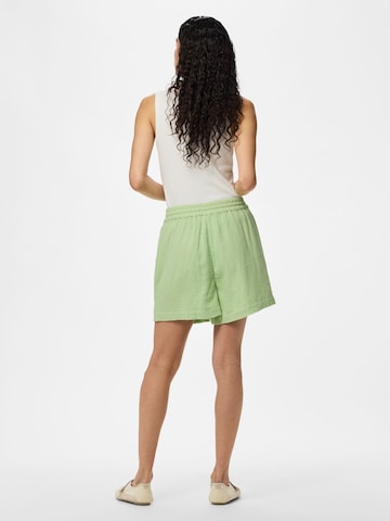 Loosefit Pantalon PIECES en vert