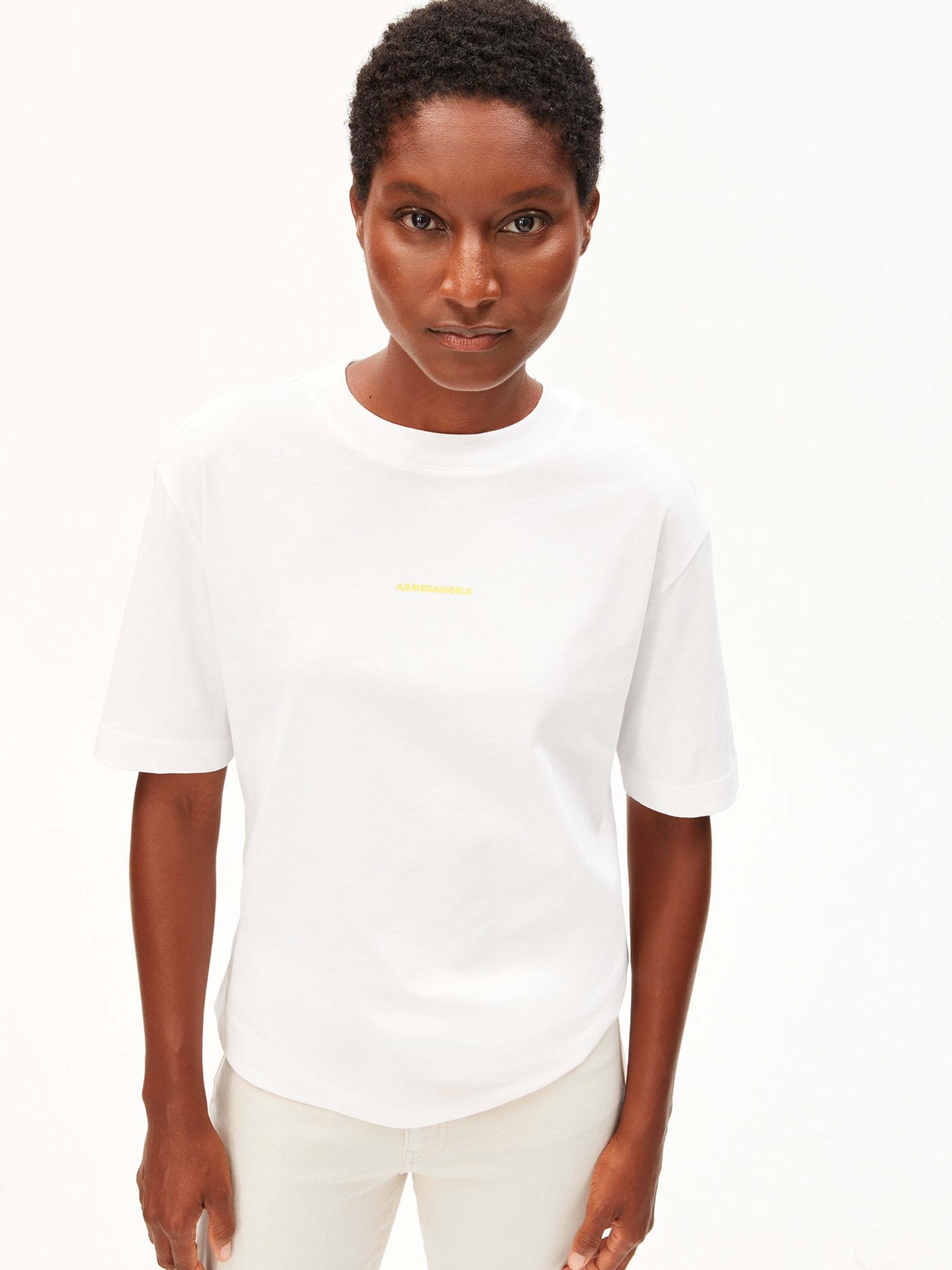 ARMEDANGELS Shirt in Wit: voorkant